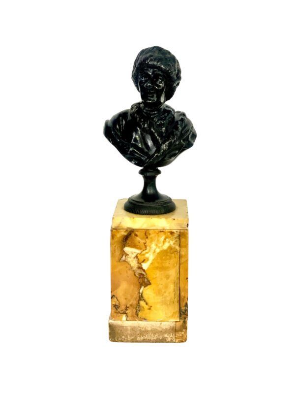 Petit buste en bronze de Jean-Jacques Rousseau, XIXe siècle, sur marbre de Sienne