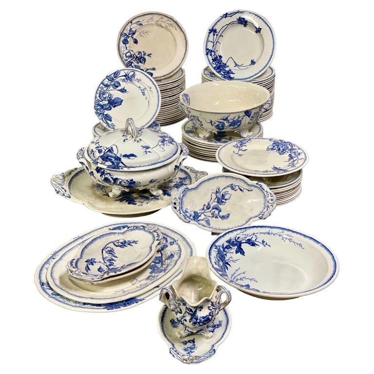 Service de table rare en faïence « Chevreuse » des années 1850, par Jules Vieillard