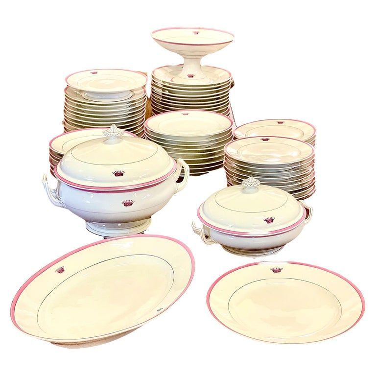 Service de table en porcelaine du XIXe siècle de la Maison Charles Pillivuyt et Cie