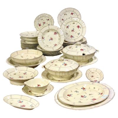 Service de table en faïence fine Limoges Bernardaud 62 pièces