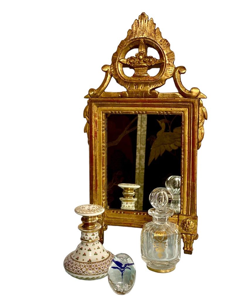 Miroir français en bois doré de la période Louis XVI, XVIIIe siècle