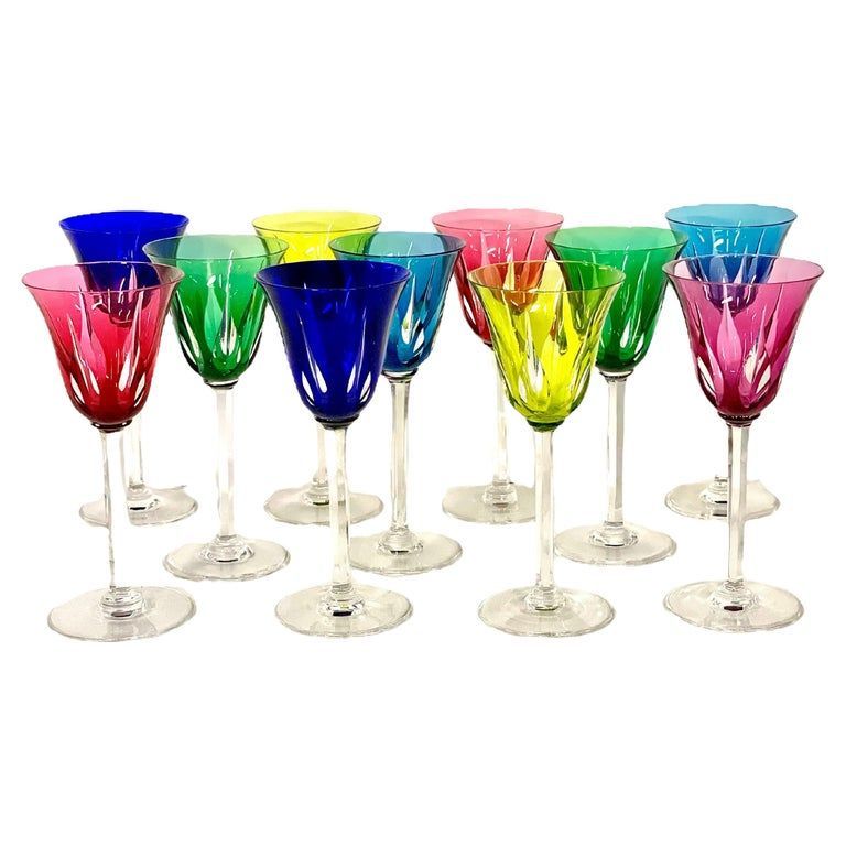 Saint Louis Ensemble de onze verres à vin en cristal colorés