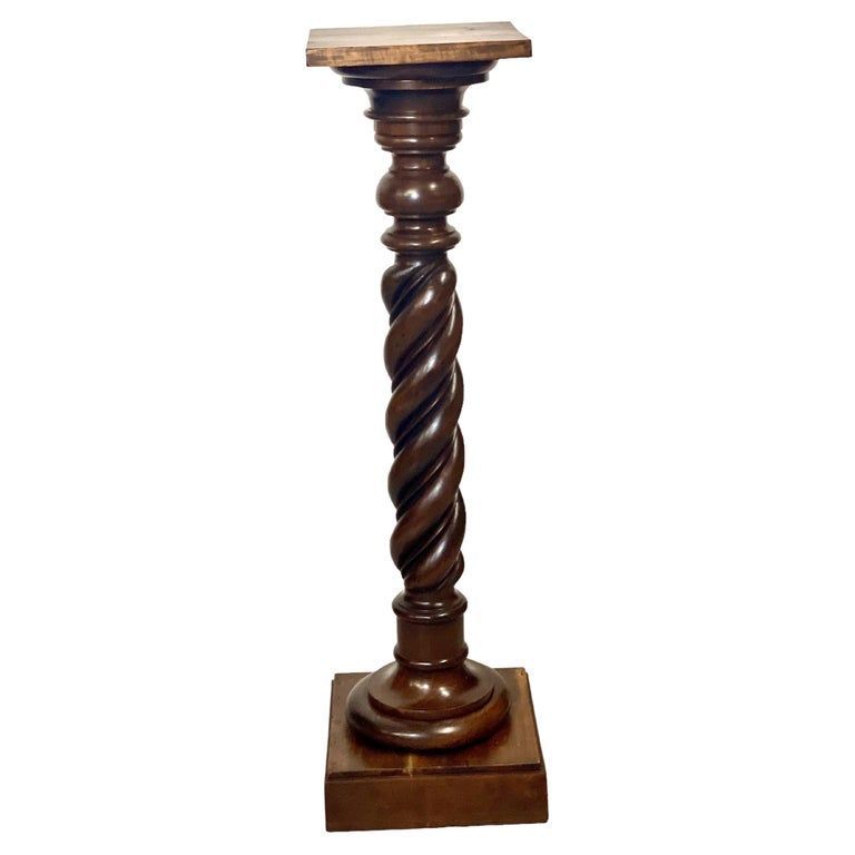 Colonne à piédestal en bois tourné du XIXe siècle