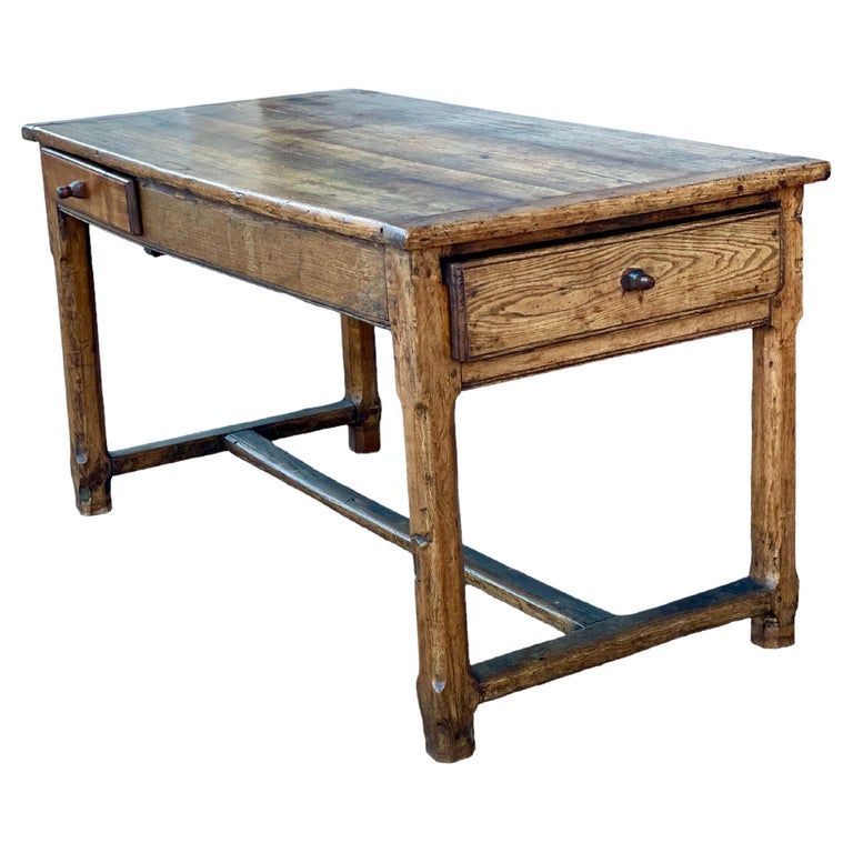 Table de ferme française du XIXe siècle