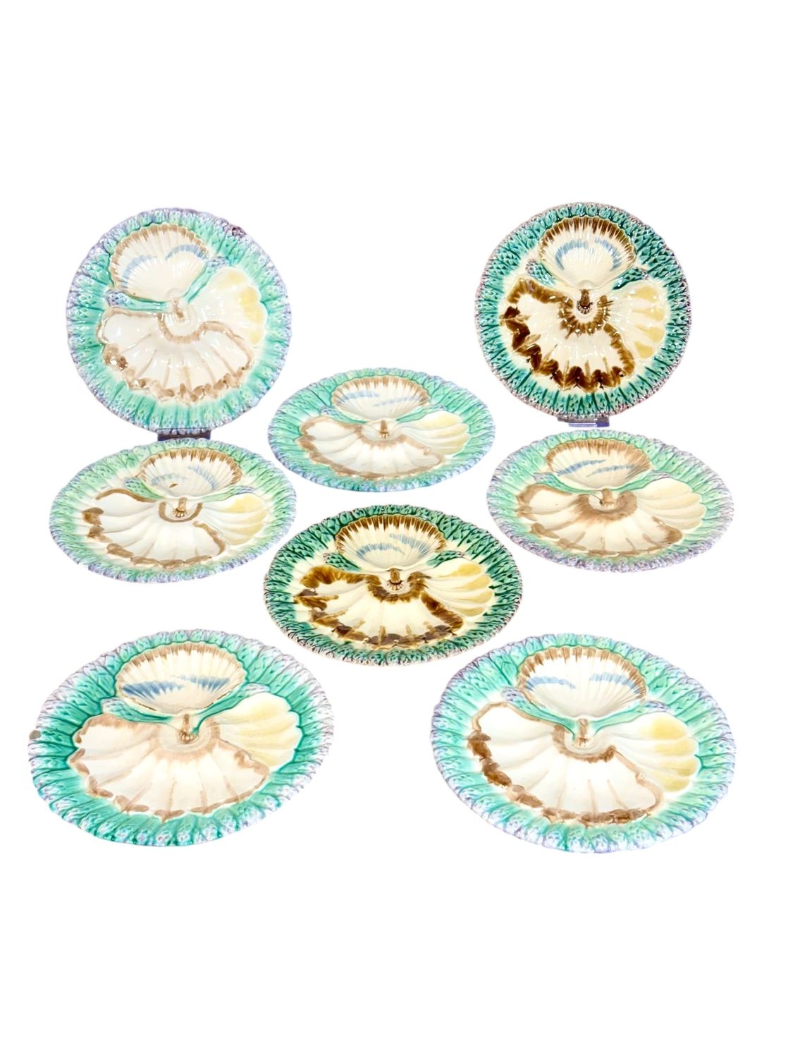 Service de 8 assiettes à huîtres Longchamp en Barbotine du XIXe siècle