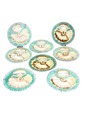 Service de 8 assiettes à huîtres Longchamp en Barbotine du XIXe siècle