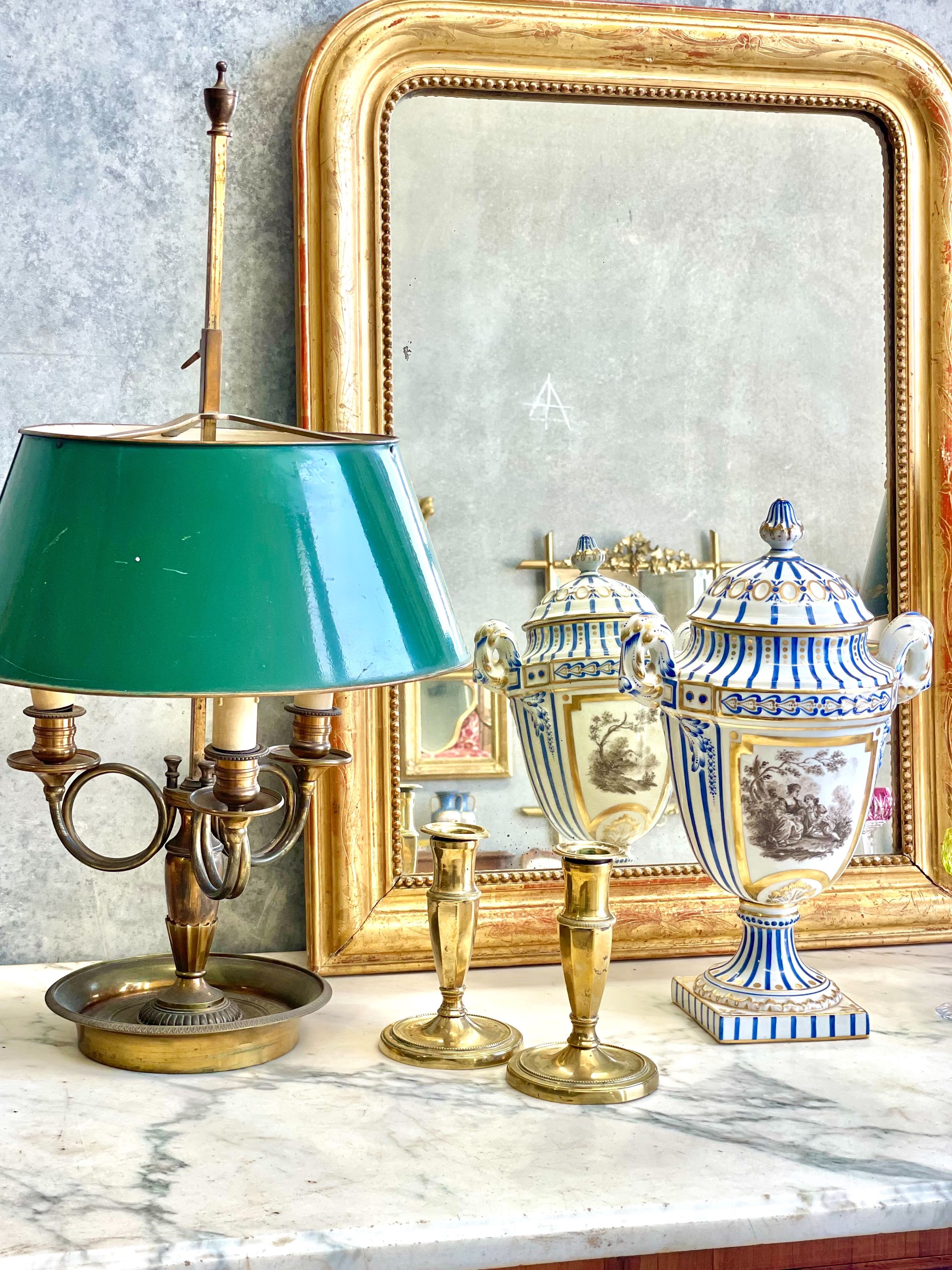 Lampe bouillotte du XIXe siècle avec abat-jour en tôle verte et base en bronze