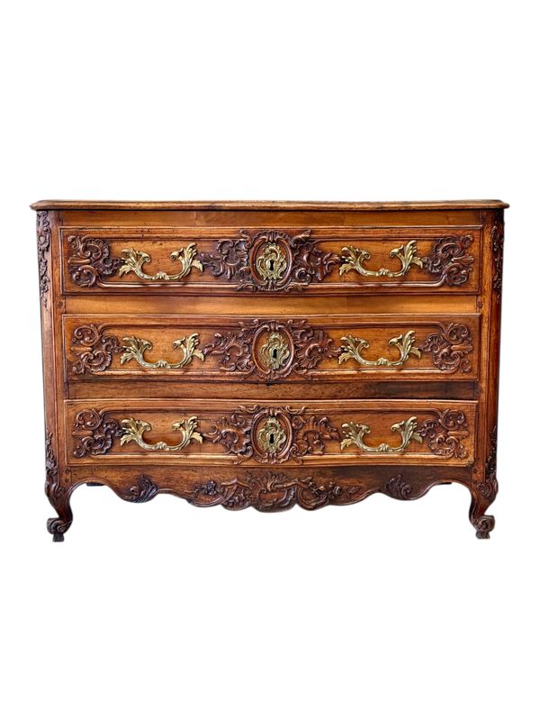 18th Century French Louis XV Walnut Commode with Ornate Carvings