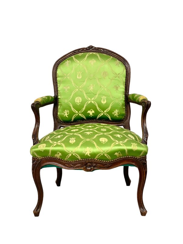 Fauteuil à la reine du XVIIIe siècle, époque Louis XV