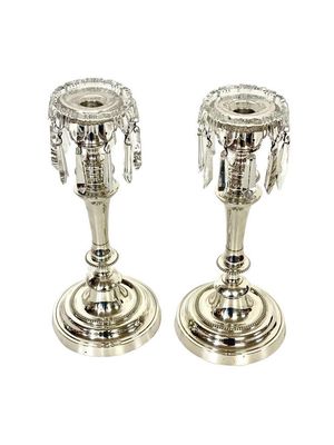 Paire de bougeoirs en cristal plaqué argent de style Louis XVI par Morlot