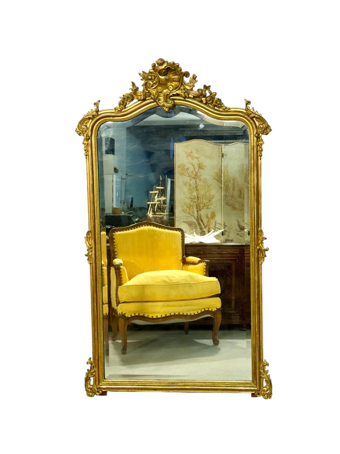 Grand miroir ancien Louis XV doré et biseauté, France, XIXe siècle