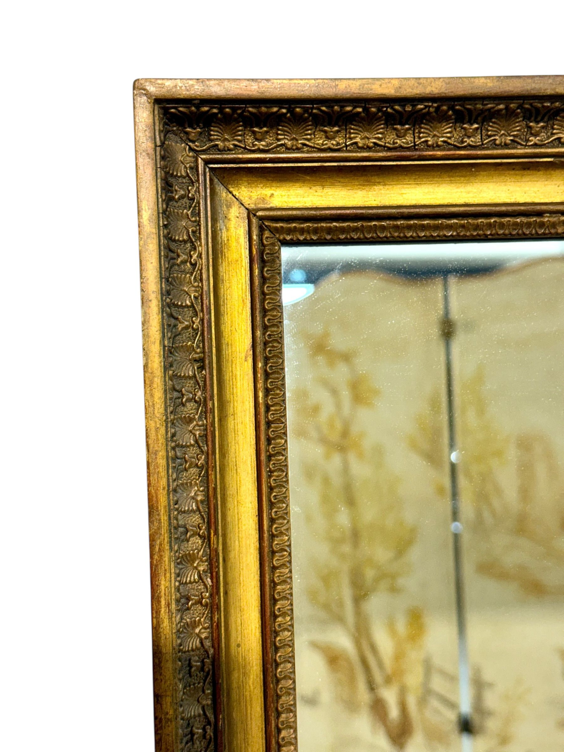 Miroir rectangulaire en bois doré, époque Empire, France, XIXe siècle