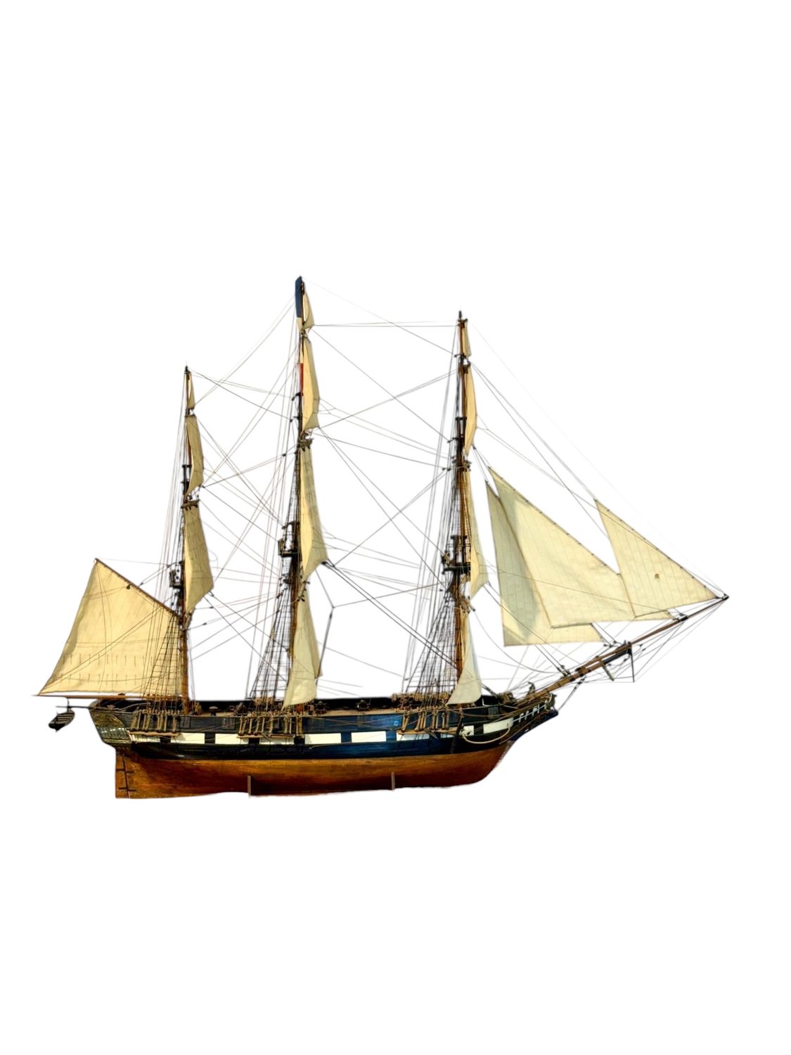 Maquette de navire de guerre français de belle facture avec gréement, fin du XIXe siècle