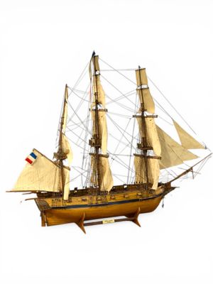 Large maquette  du navire d'exploration français du XIXe siècle « Astrolabe »