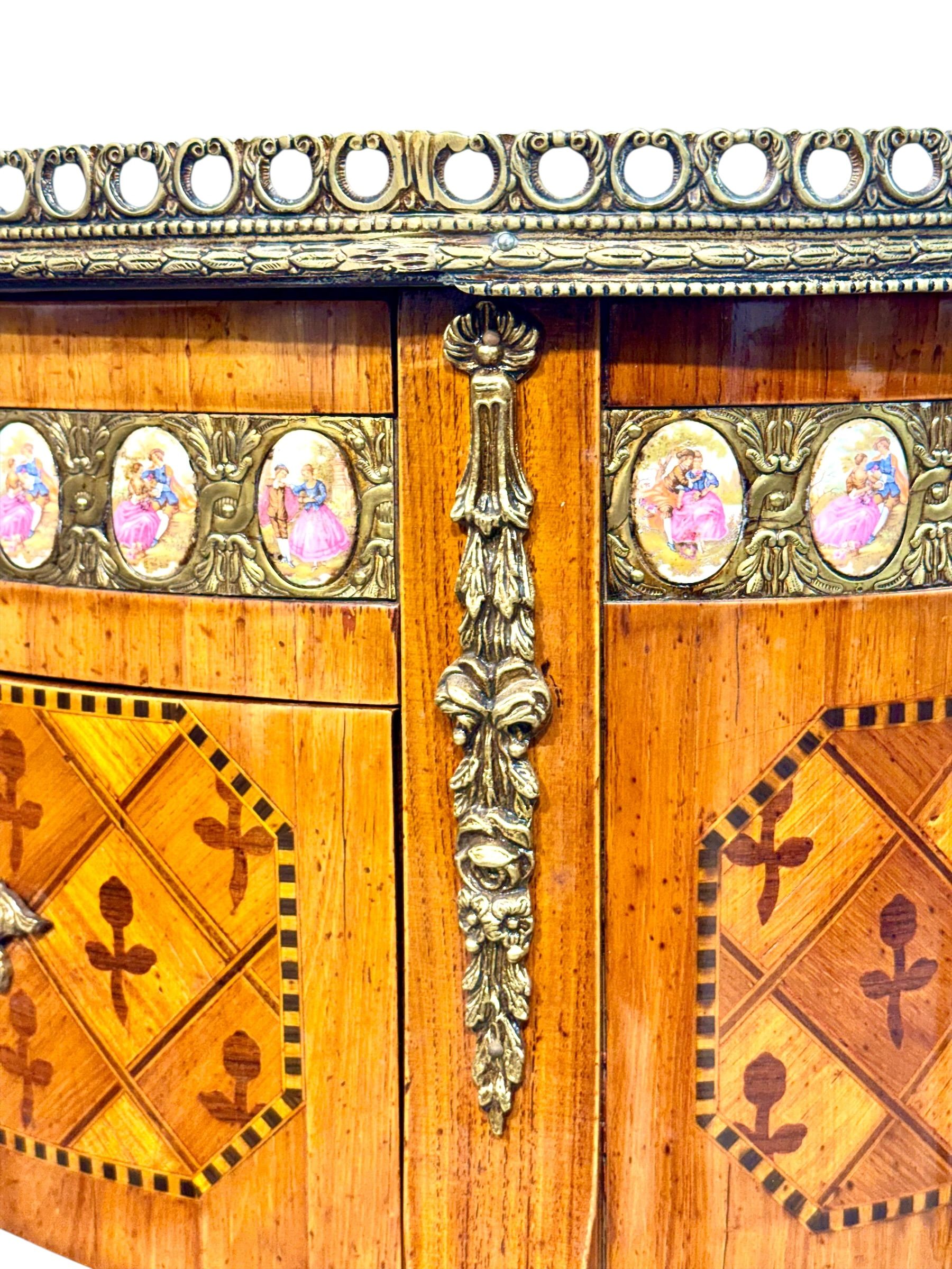 Table en Marqueterie de Style Louis XVI. Plaques de Sèvres, Paris, c.1890