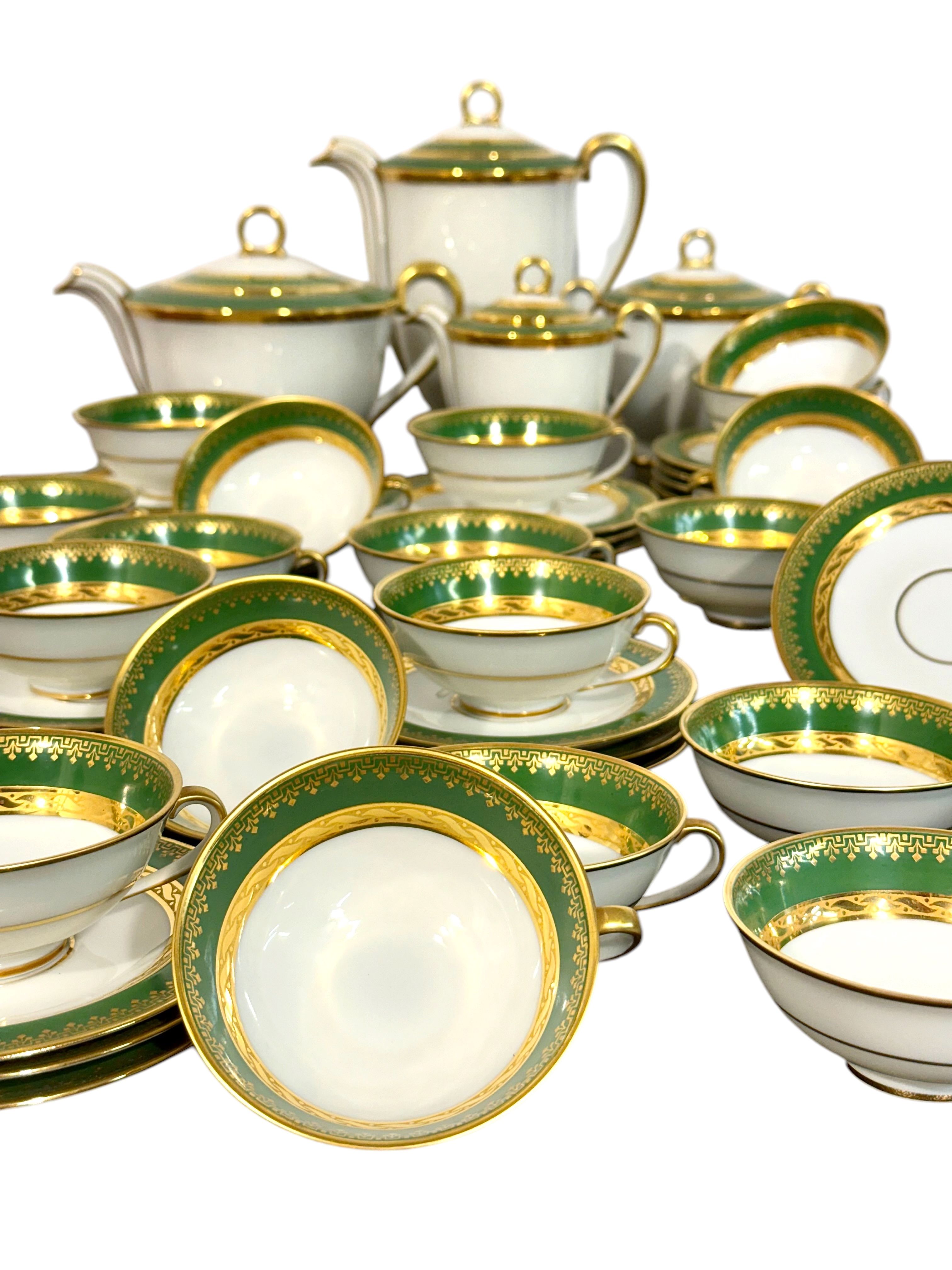 Service à thé et à café Art Déco en porcelaine de Limoges « Unic », 44 pièces