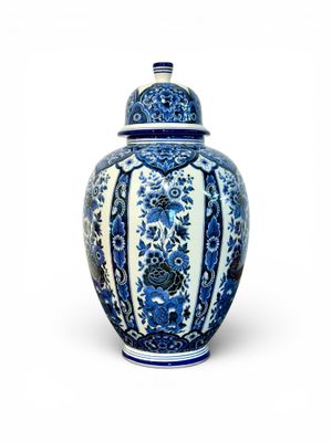 Large Delft White and Blue Faience Covered Vase or Ginger Jar, 20th Century