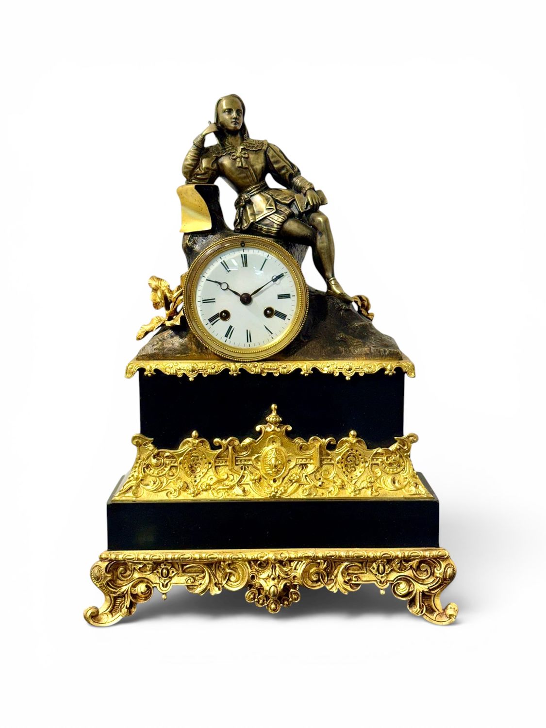Horloge décorative de cheminée Napoléon III avec figure de lettré, France vers 1870