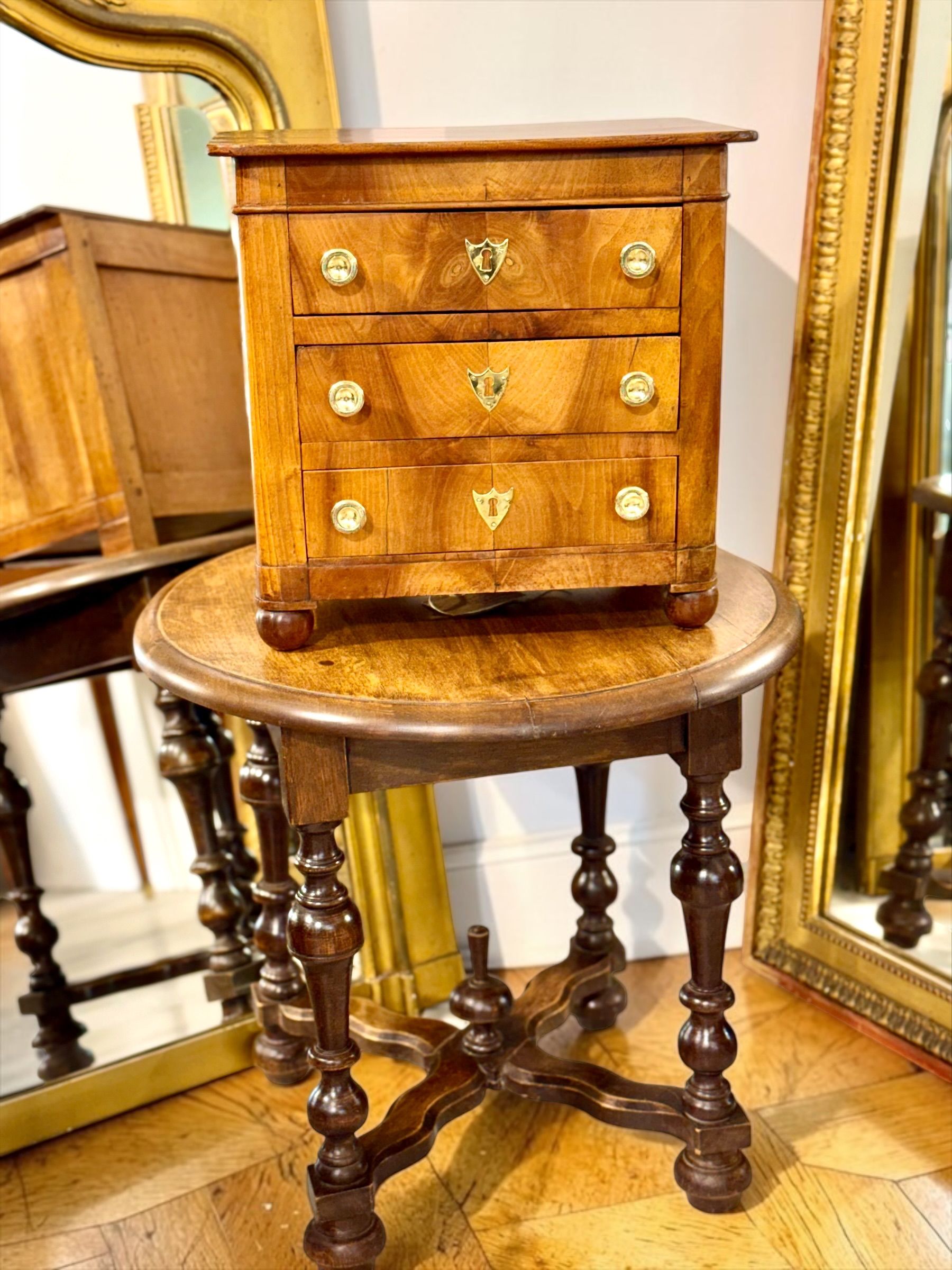 Coffret à bijoux français du XIXe siècle en noyer, ancien coffret de maîtrise