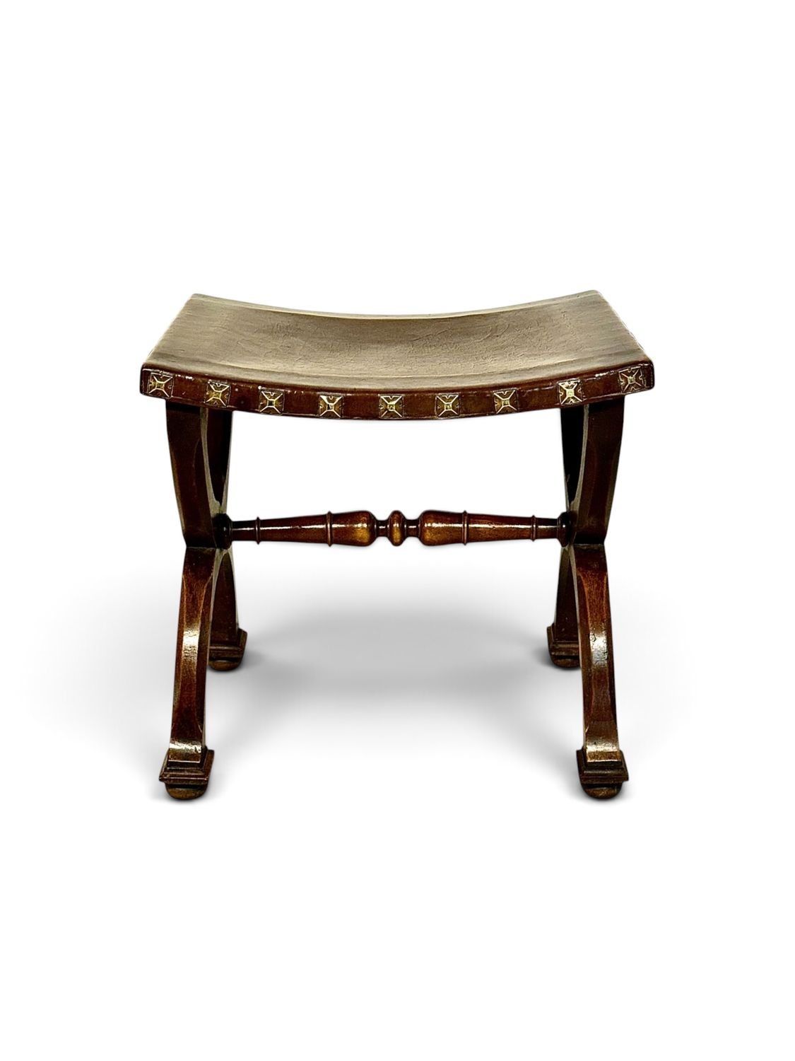 Tabouret Curule Néo-Renaissance en hêtre et cuir, France vers 1890