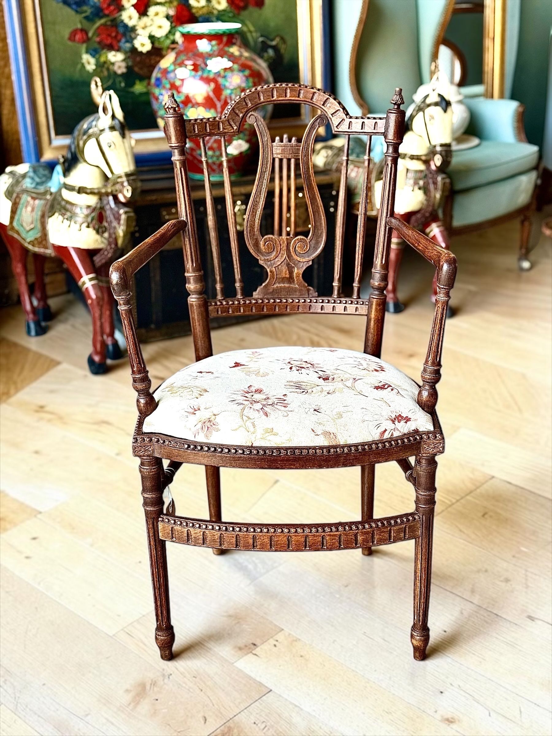 Fauteuil Français d'Époque Napoléon III (XIXe siècle) à Dossier Lyre