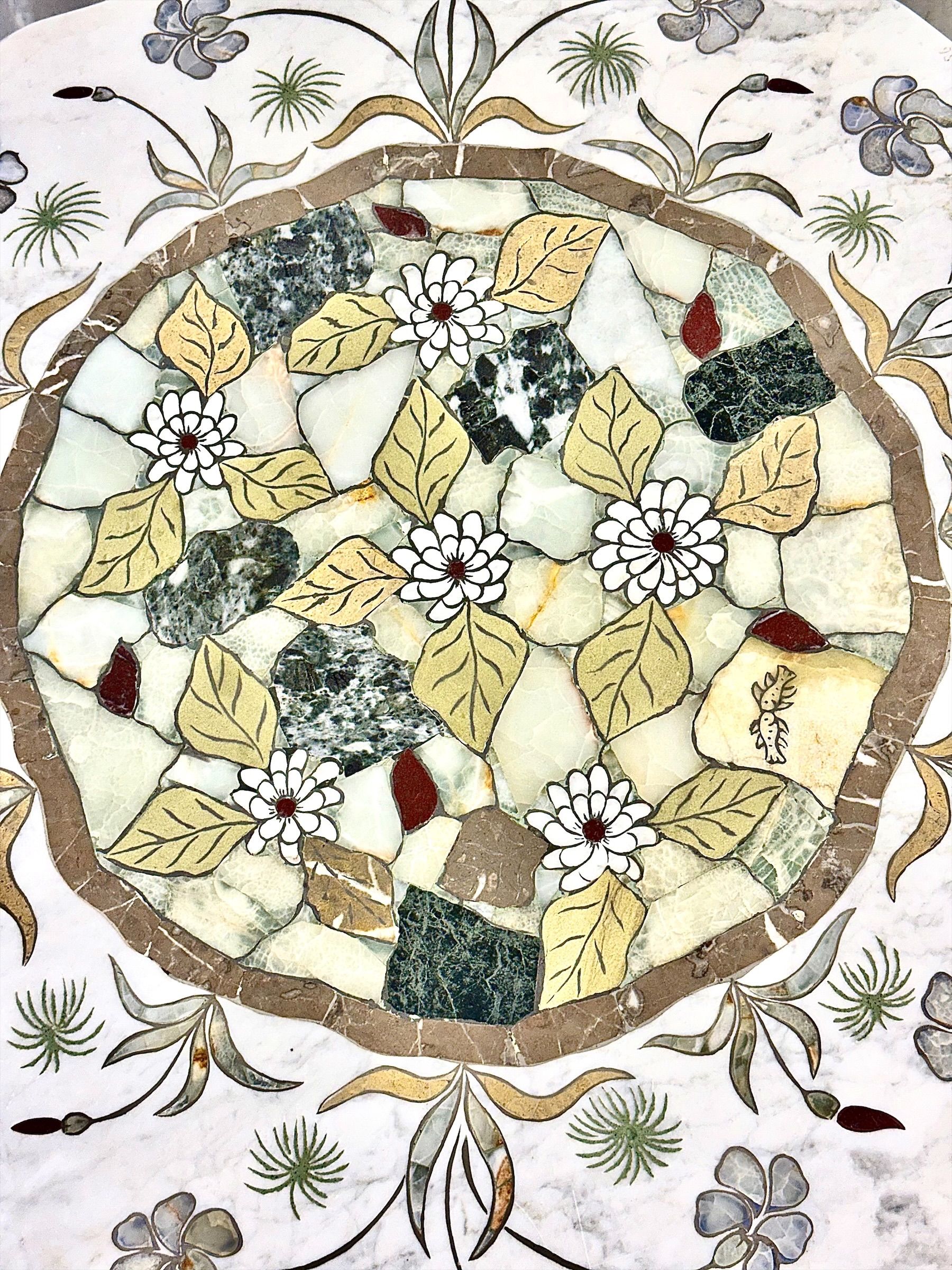 Rare table sicilienne de Gigi Samperi en marbre et pierres dures, 1986