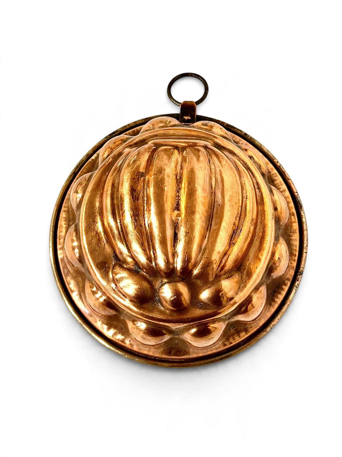 19th Century French Copper Cake Mould with Shell Decoration