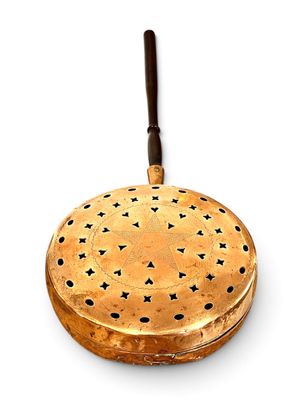 19th-Century Copper Bed Warmer with Pierced Star Decoration