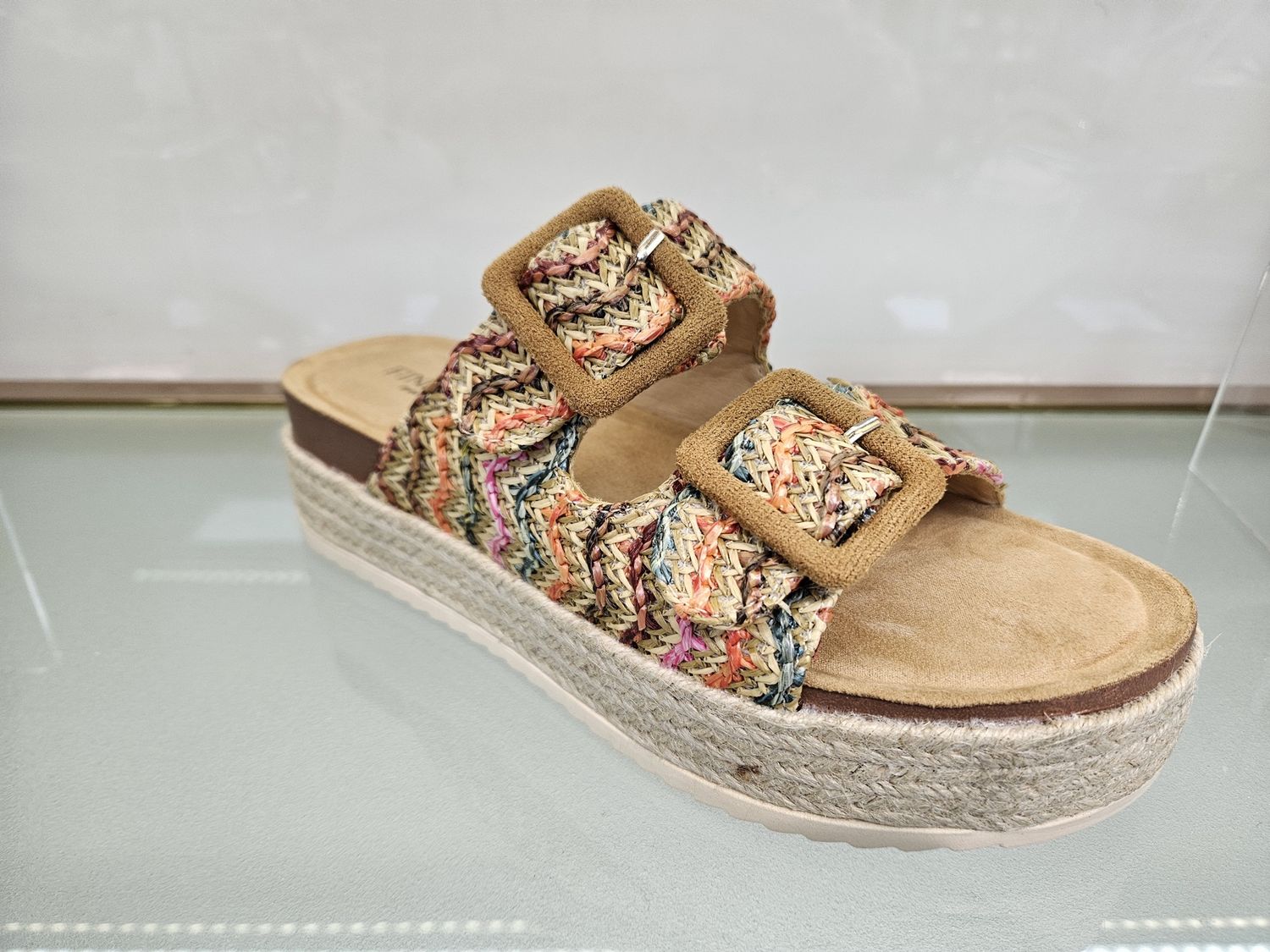 Raffia slipper met gesp