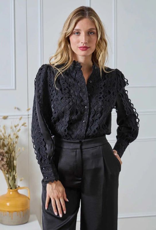 Satin blouse met kant