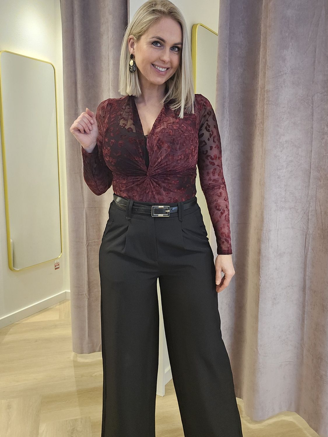 Body deluxe leopard wine