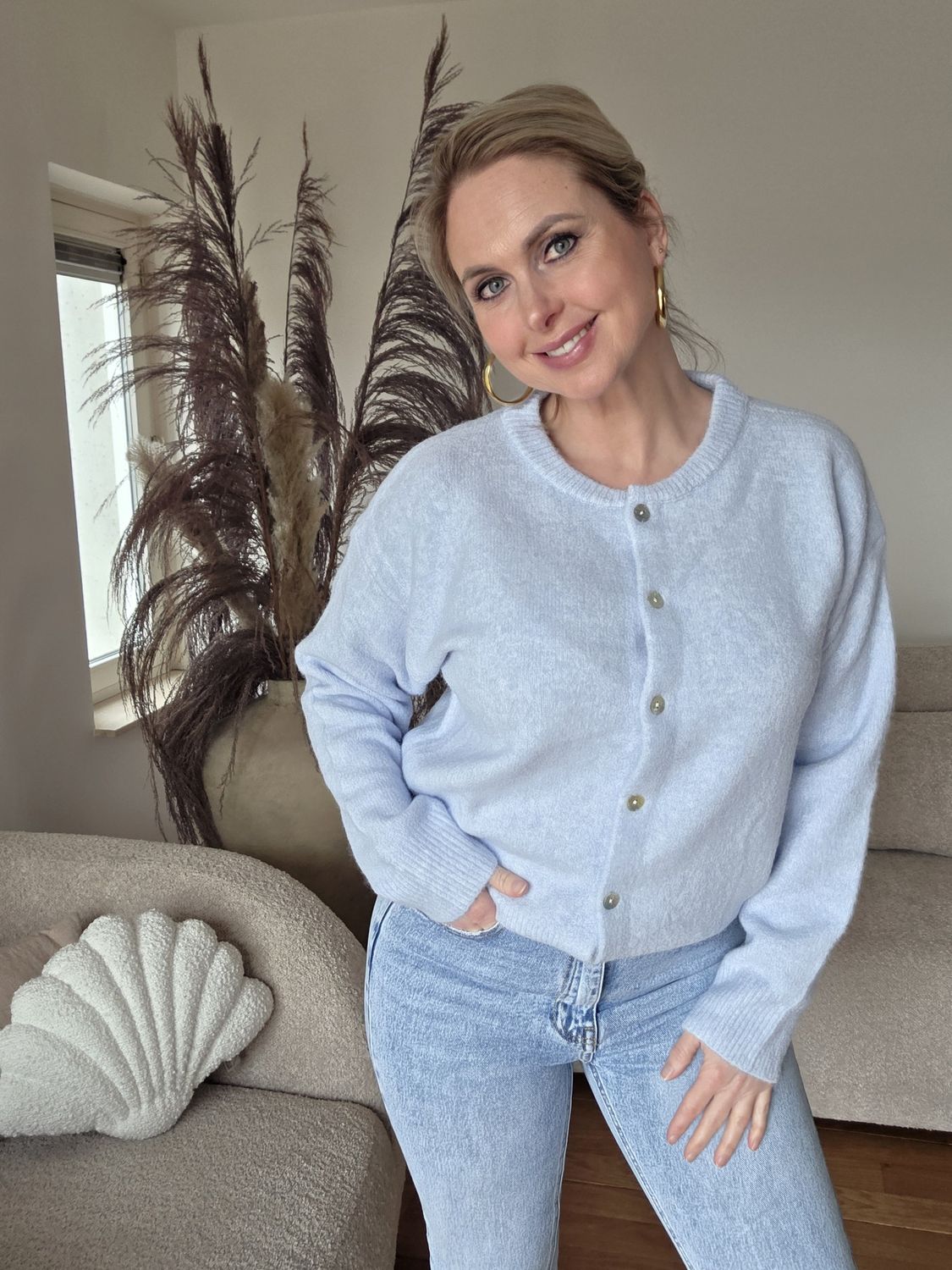 Babyblauw soft love vestje/trui.