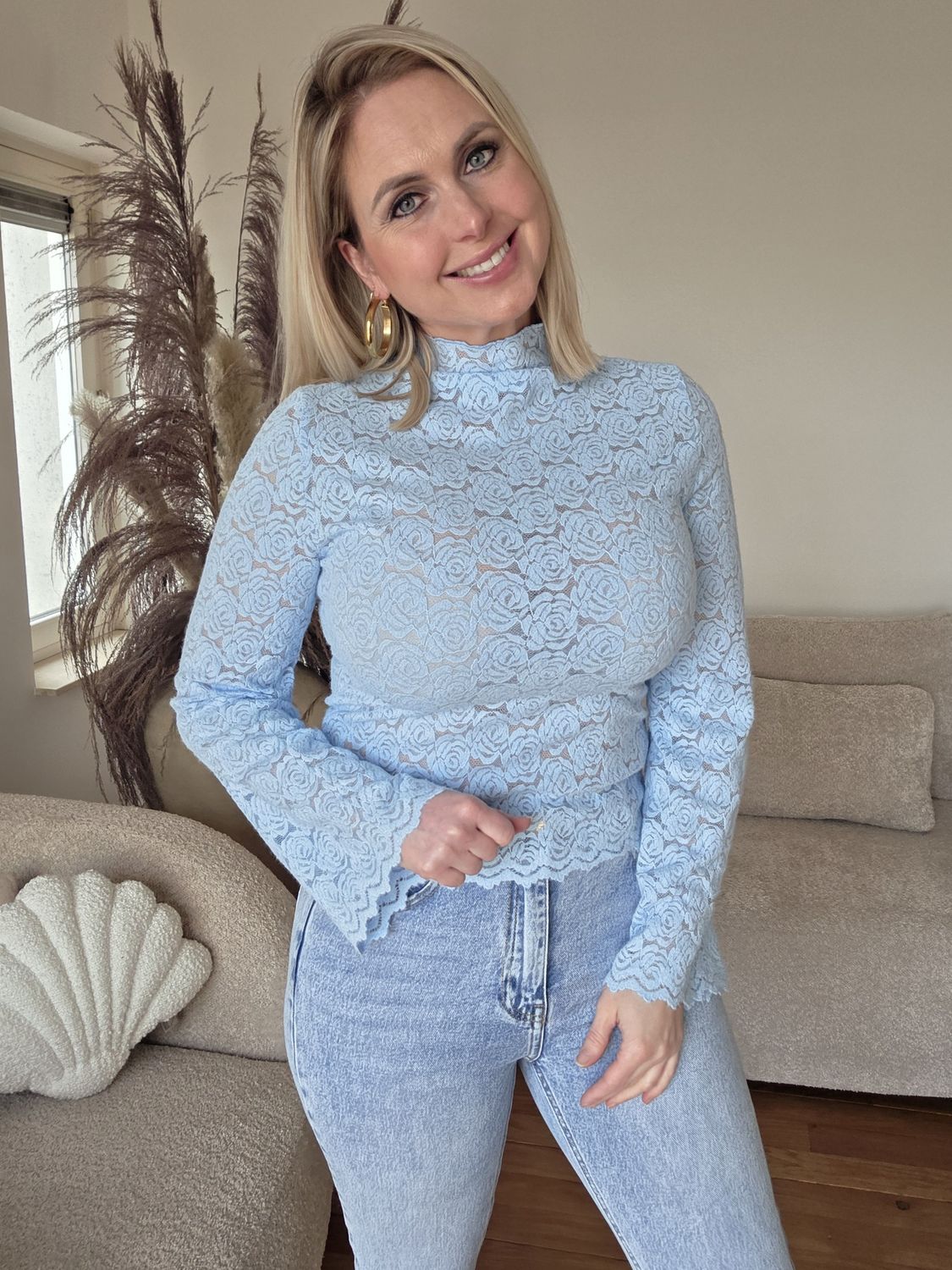 Spring lace top blauw