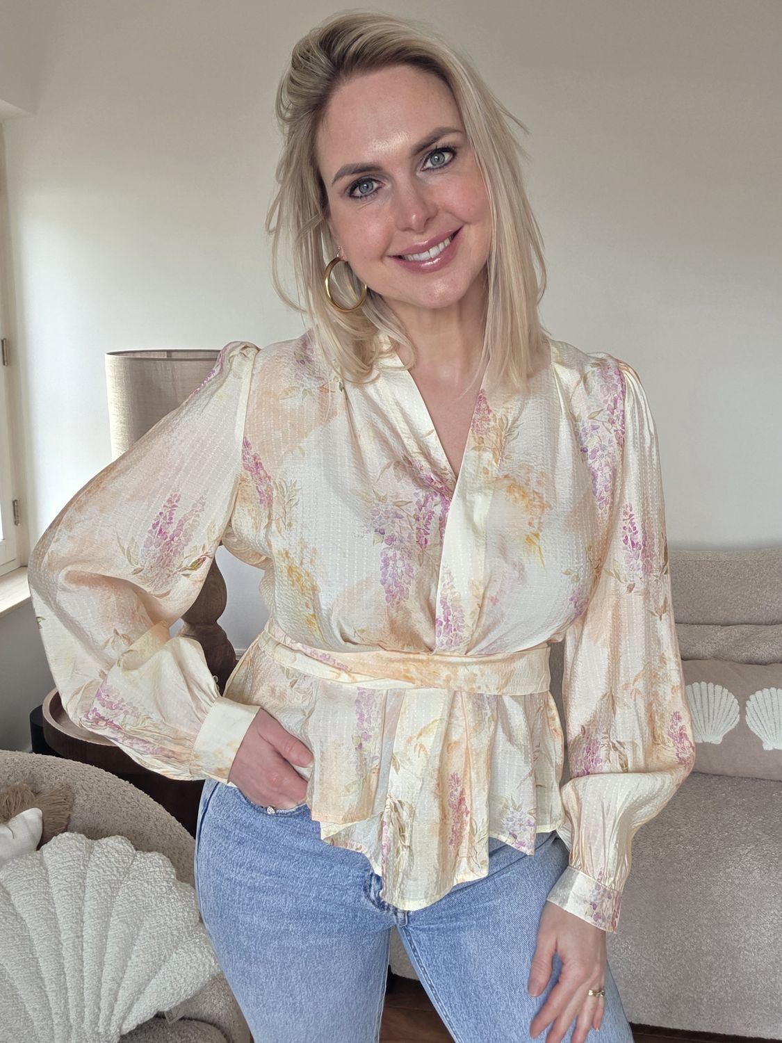 Lulumary spring blouse