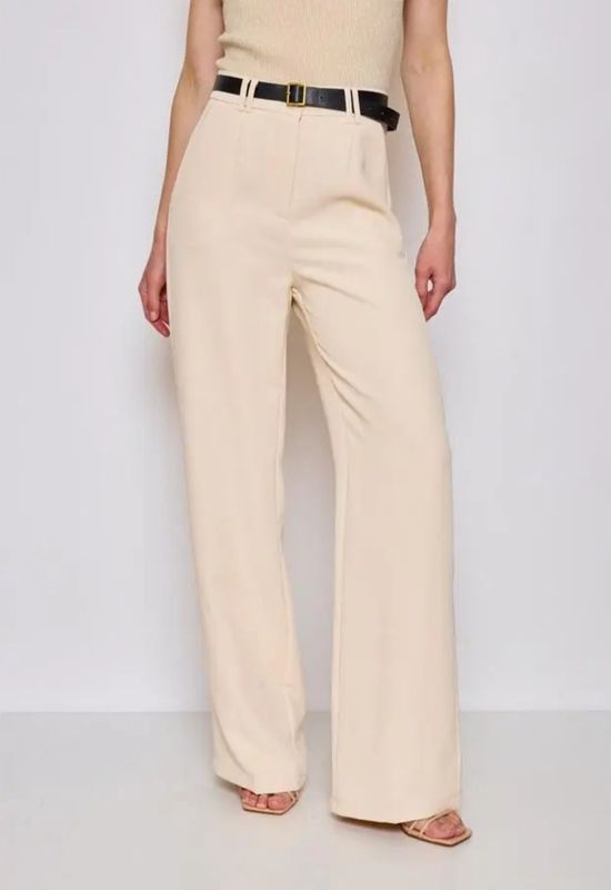 Mooie beige pantalon met riempje