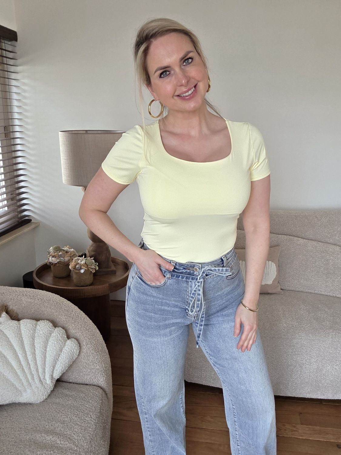 Basic shirt lichtgeel