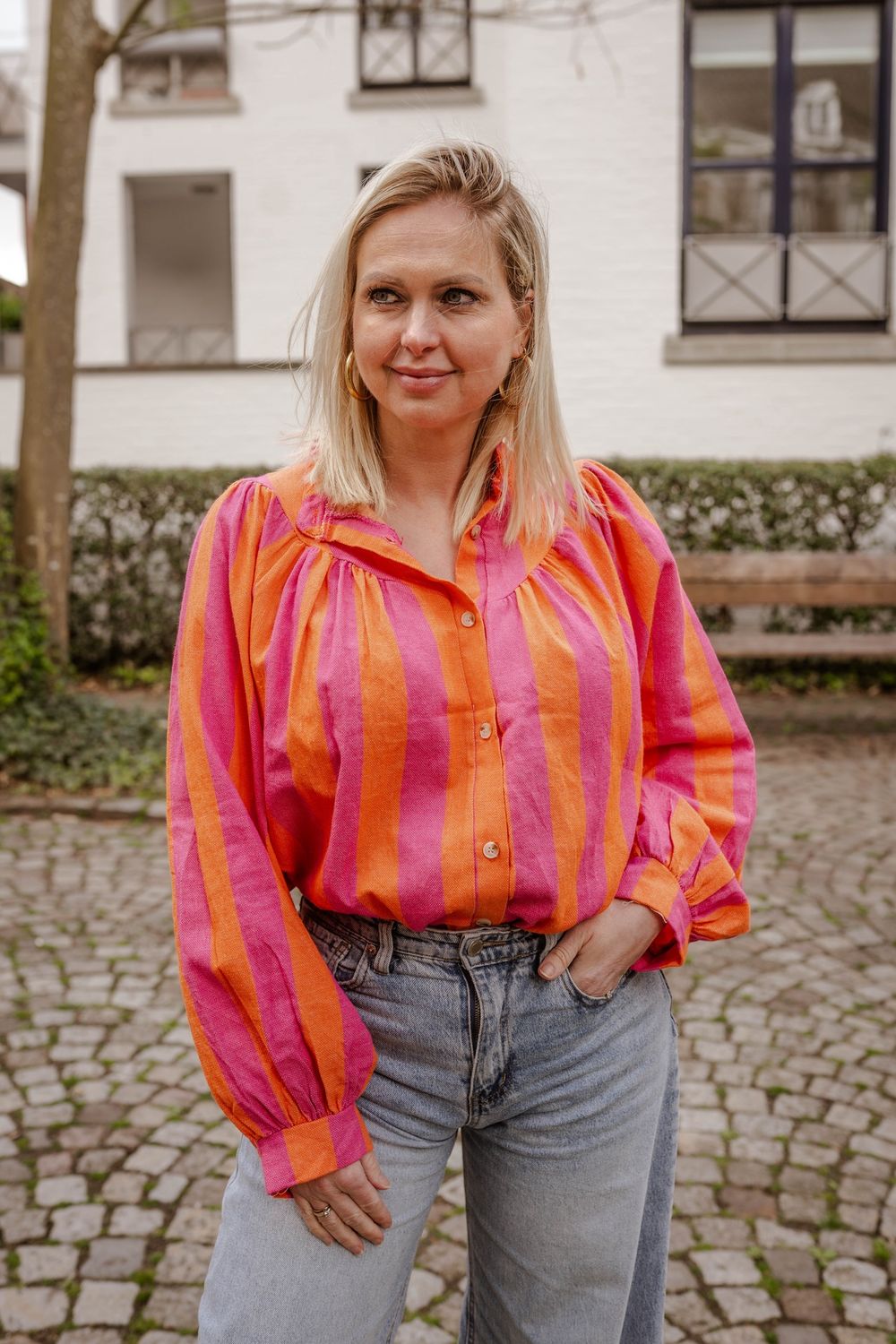 Marthe zomerblouse met brede strepen roze/ oranje