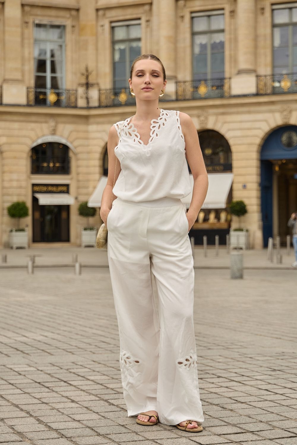 Opengewerkte pantalon met lace details