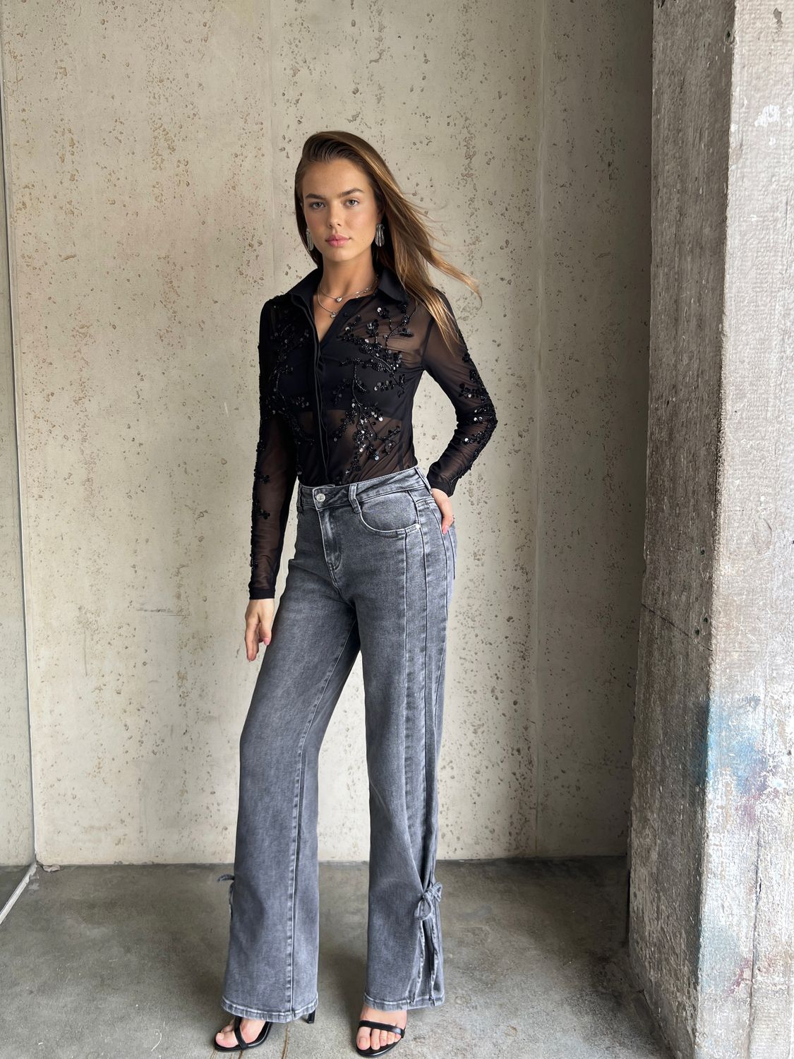 Grijze straight fit jeans met strikken