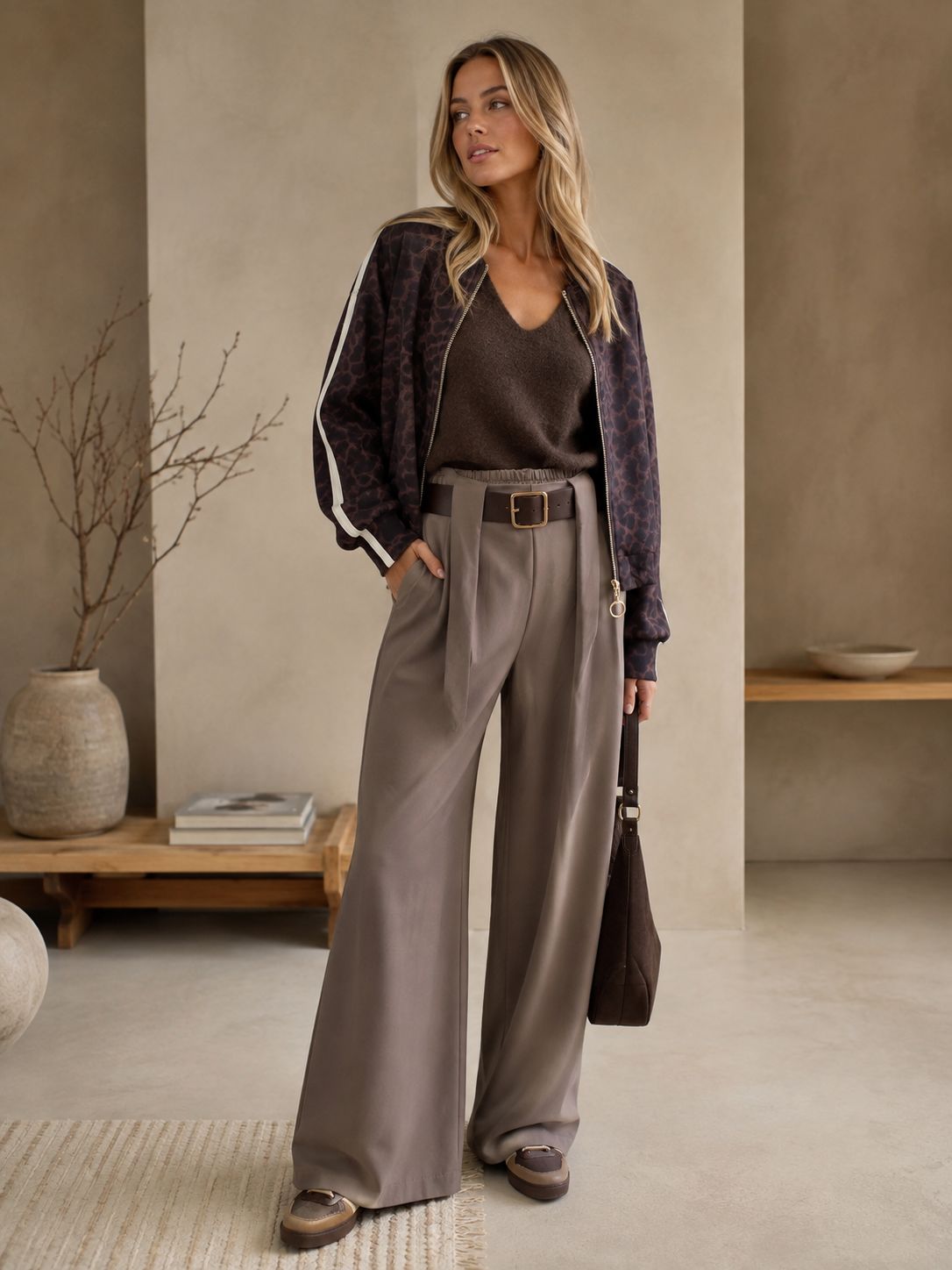 Taupe pantalon met riem