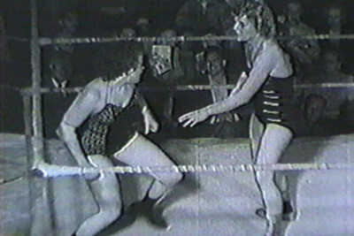 WRASSLIN SHE BABES OF THE FIFTIES (WOMEN&#39;S WRESTLING &amp; MORE)