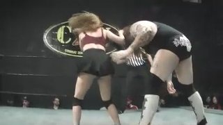 INTERGENDER PRO WRESTLING - EMILY VS CHRIS WORTHLESS (WOMAN VS MAN INTERGENDER MATCH)