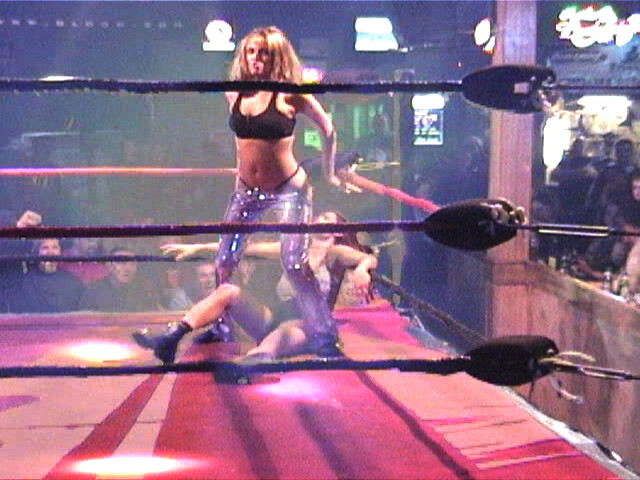 WOMEN'S PRO WRESTLING - HOT GIRL STINKFACES (FULL VIDEO COMPILATION DOWNLOAD)
