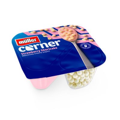 Muller Corner Strawberry Yogurt with White Chocolate Shortcake Balls 124g Yogurt