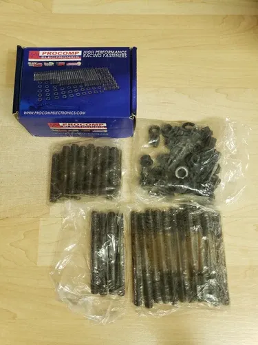 Topplocksbultar SBC Head Stud Kit Procomp