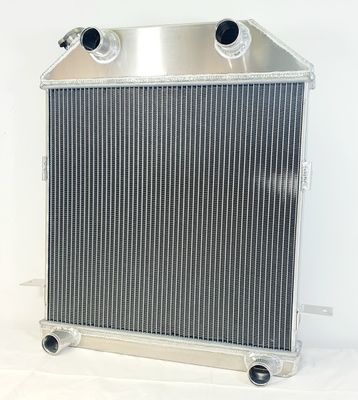 Kylare Modellanpassad vattenkylare i aluminium. Modell: Ford Coupe/Hot Rod 39-40 Sidventil