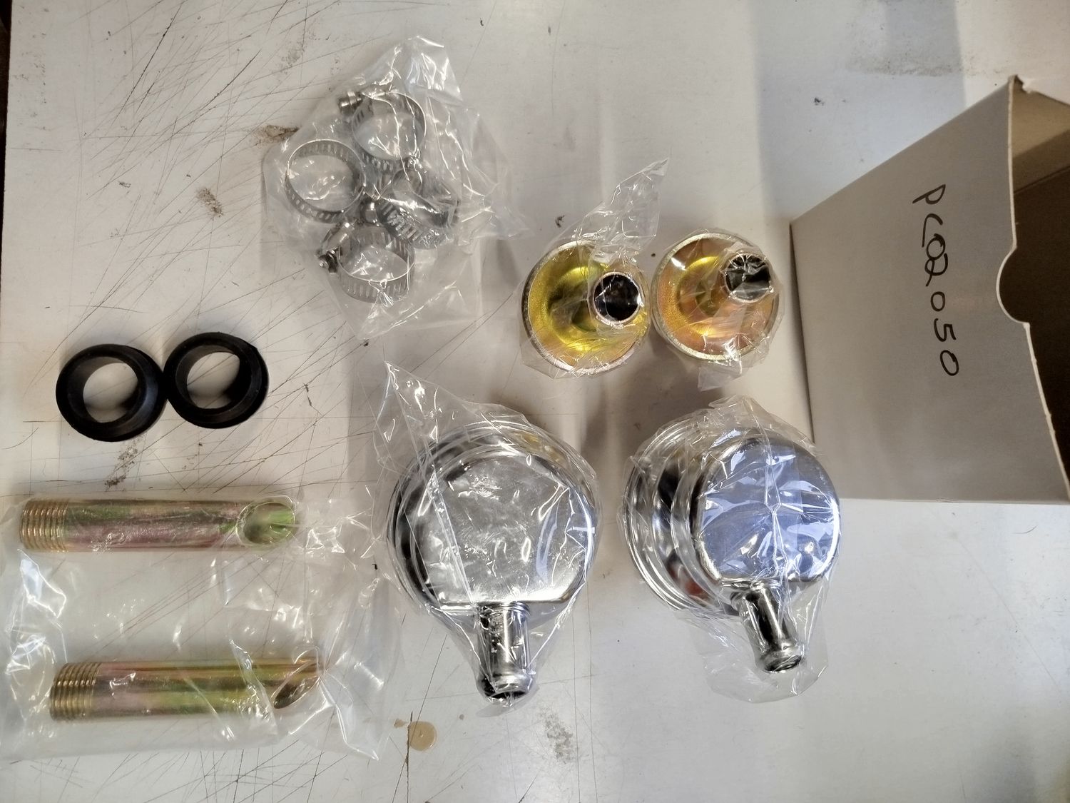 Vevhusventilation leds ut till avgaserna Pcv kit