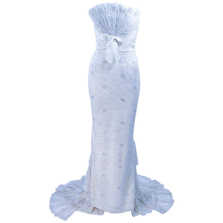 ELIZABETH MASON COUTURE &quot;Vanilla Cloud&quot; Lace Gown