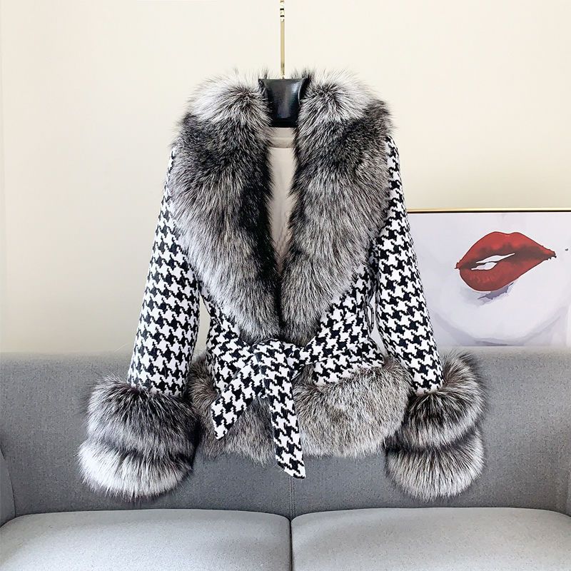 Color: Silver Gray, Size: XL - Fur Coat Women&#39;s Short Houndstooth Fur Collar Silver Fox Fur Jacket