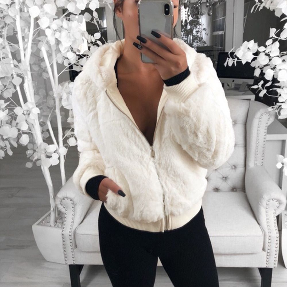 Autumn and Winter New Sweater Women&#39;s Hooded Fur Sweater Coat